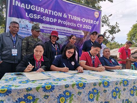 DILG turns over P36M infrastructure projects in Catanduanes.